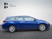USED 2017 17 TOYOTA AURIS 1.8 VVT-h Business Edition Touring Sports 5dr Petrol Hybrid CVT Euro 6 (s/s) (Safety Sense) (136 ps) 