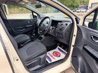 USED 2015 64 RENAULT CAPTUR 1.5 dCi ENERGY Dynamique S MediaNav SUV 5dr Diesel Manual Euro 5 (s/s) (90 ps) RENAULT CAPTUR