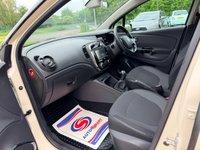 USED 2015 64 RENAULT CAPTUR 1.5 dCi ENERGY Dynamique S MediaNav SUV 5dr Diesel Manual Euro 5 (s/s) (90 ps) RENAULT CAPTUR