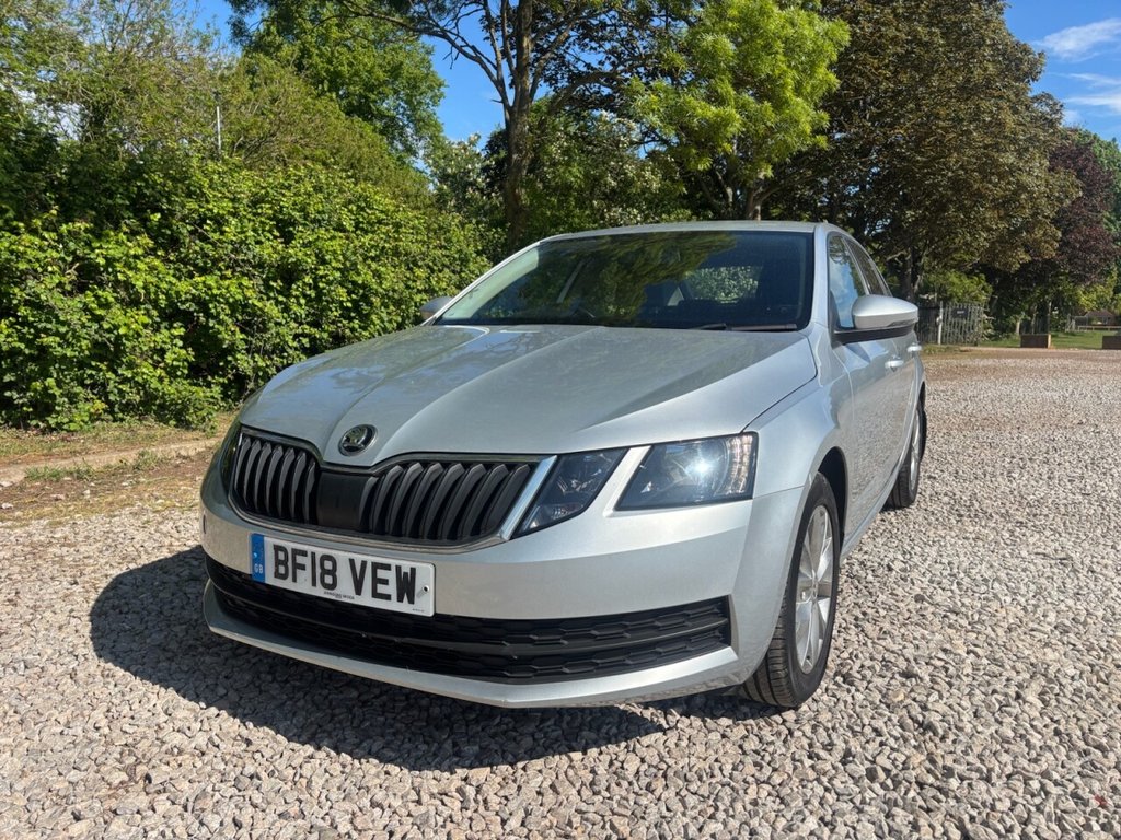 USED 2018 18 SKODA OCTAVIA 1.6 TDI S Hatchback 5dr Diesel Manual Euro 6 (s/s) (115 ps) 