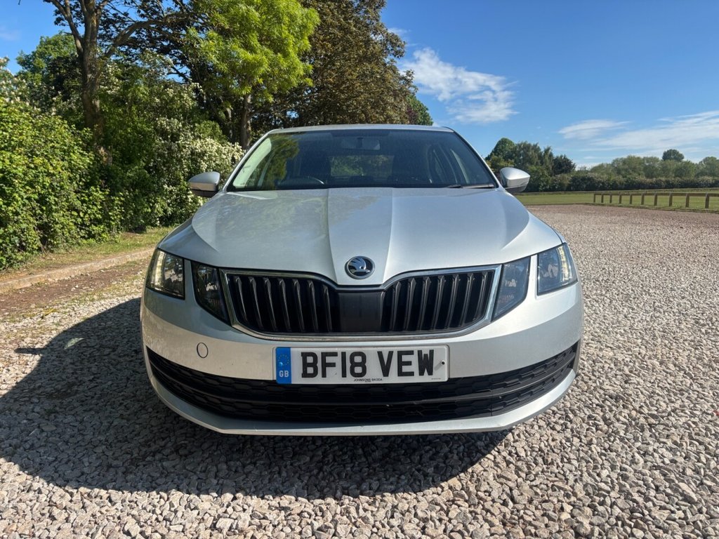USED 2018 18 SKODA OCTAVIA 1.6 TDI S Hatchback 5dr Diesel Manual Euro 6 (s/s) (115 ps) 