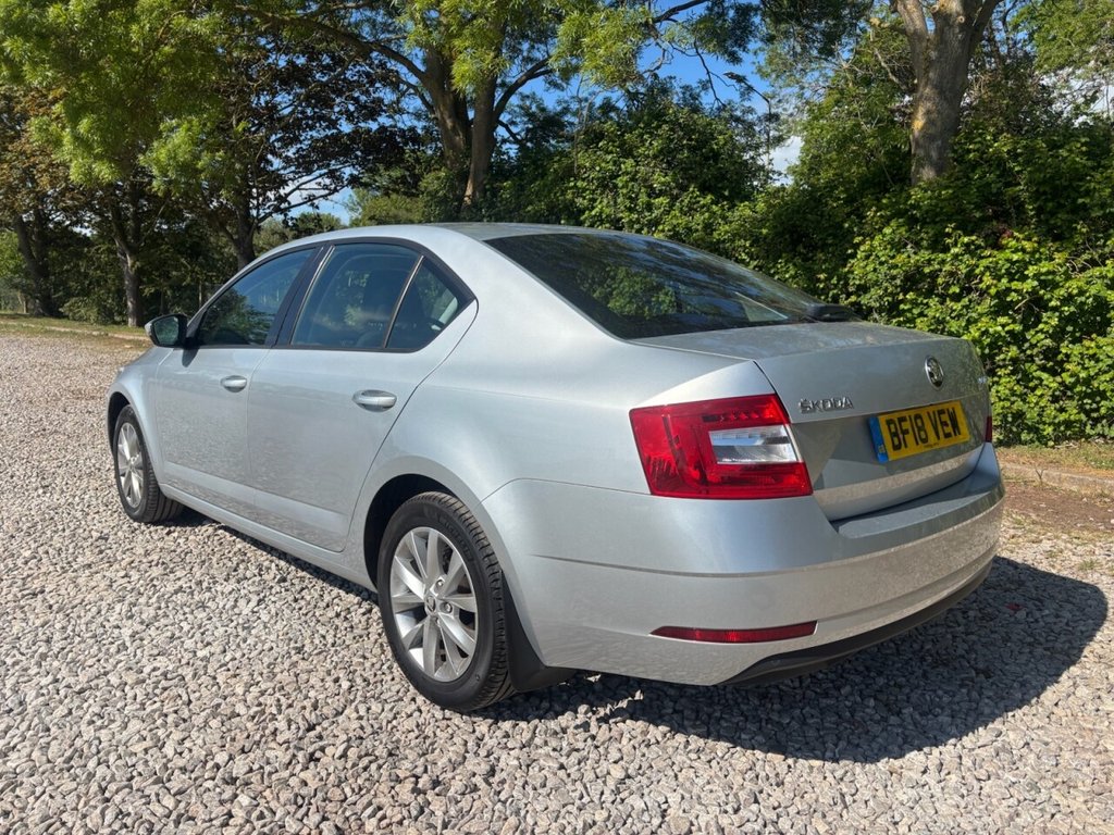 USED 2018 18 SKODA OCTAVIA 1.6 TDI S Hatchback 5dr Diesel Manual Euro 6 (s/s) (115 ps) 