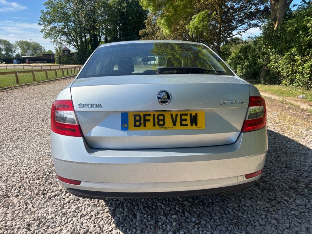 USED 2018 18 SKODA OCTAVIA 1.6 TDI S Hatchback 5dr Diesel Manual Euro 6 (s/s) (115 ps) 