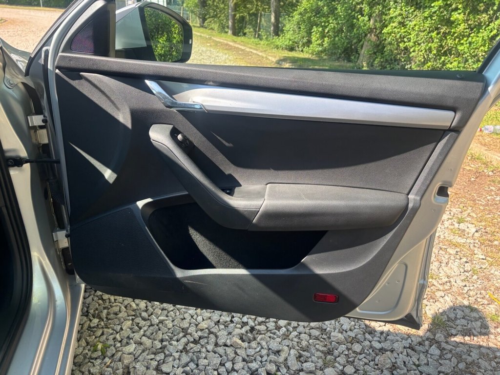 USED 2018 18 SKODA OCTAVIA 1.6 TDI S Hatchback 5dr Diesel Manual Euro 6 (s/s) (115 ps) 