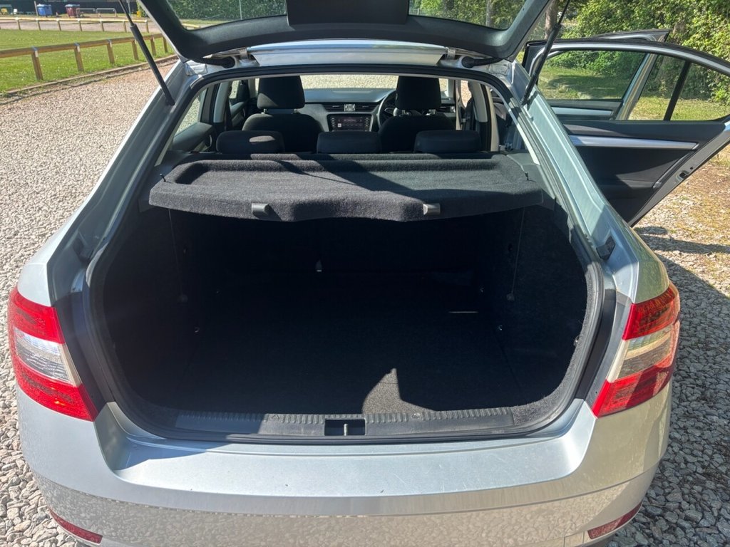 USED 2018 18 SKODA OCTAVIA 1.6 TDI S Hatchback 5dr Diesel Manual Euro 6 (s/s) (115 ps) 