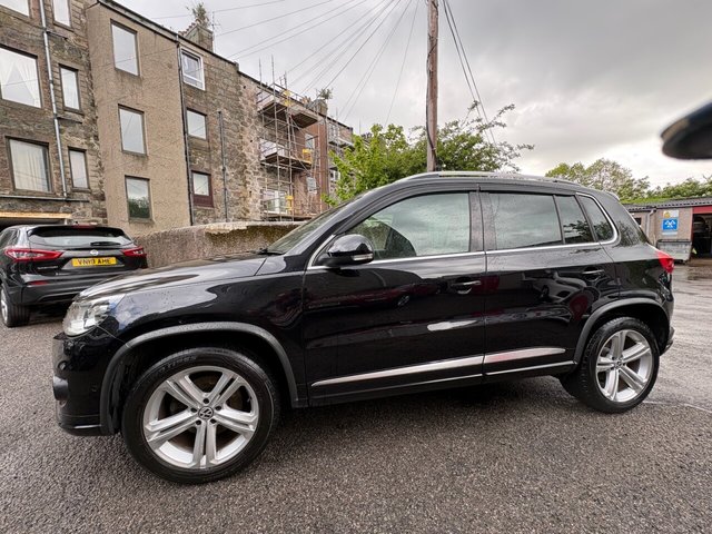 View our VOLKSWAGEN TIGUAN