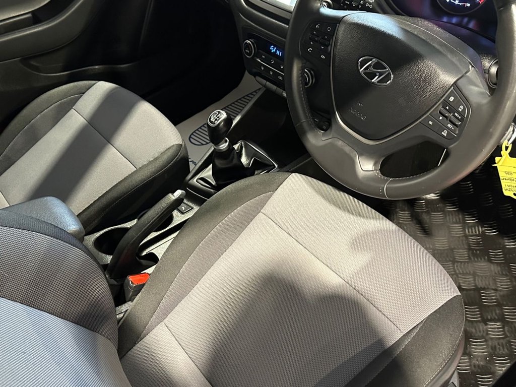 USED 2019 19 HYUNDAI I20 1.2 Premium Nav Hatchback 5dr Petrol Manual Euro 6 (s/s) (84 ps) 