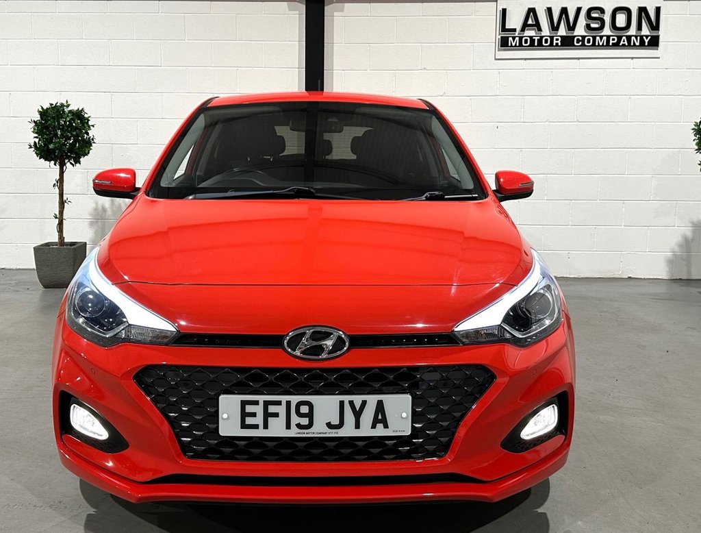 USED 2019 19 HYUNDAI I20 1.2 Premium Nav Hatchback 5dr Petrol Manual Euro 6 (s/s) (84 ps) 