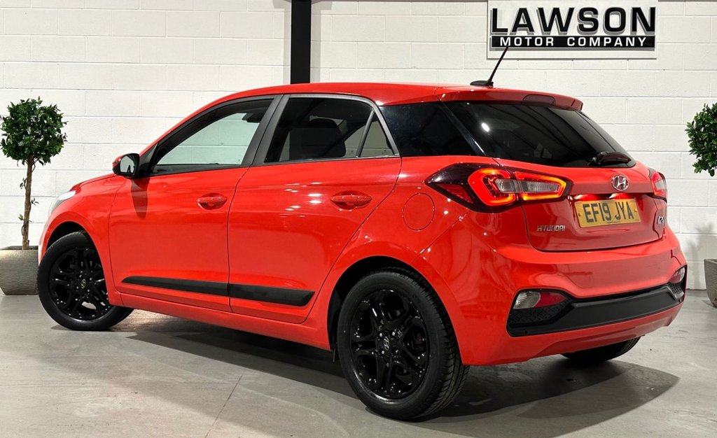 USED 2019 19 HYUNDAI I20 1.2 Premium Nav Hatchback 5dr Petrol Manual Euro 6 (s/s) (84 ps) 