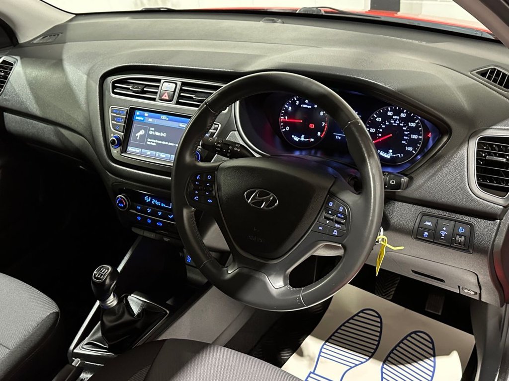 USED 2019 19 HYUNDAI I20 1.2 Premium Nav Hatchback 5dr Petrol Manual Euro 6 (s/s) (84 ps) 