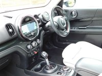 USED 2017 17 MINI COUNTRYMAN 2.0 Cooper SD SUV 5dr Diesel Auto ALL4 Euro 6 (s/s) (190 ps) *&pound;5,000 of EXTRAS, ULEZ COMPLIANT*