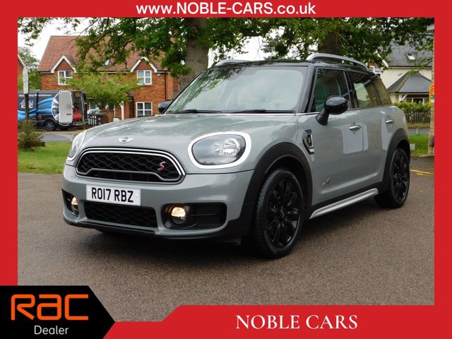View our MINI COUNTRYMAN