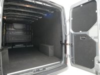 USED 2025 25 VOLKSWAGEN CRAFTER CR30 2.0 TDI 140 BHP L2 MEDIUM COMMERCE BUSINESS LOW ROOF FACELIFT | MEDIUM WITH RARE LOW ROOF !