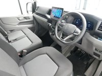 USED 2025 25 VOLKSWAGEN CRAFTER CR30 2.0 TDI 140 BHP L2 MEDIUM COMMERCE BUSINESS LOW ROOF FACELIFT | MEDIUM WITH RARE LOW ROOF !