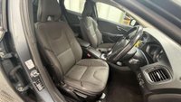USED 2017 17 VOLVO V40 CROSS COUNTRY 2.0 D2 Nav Plus Hatchback 5dr Diesel Manual Euro 6 (s/s) (120 ps) 12 MONTH MOT  &   12 WARRANTY FANTASTIC CONDITION & HISTORY