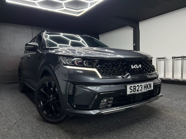 View our Kia Sorento 2.2 CRDi Edition SUV 5dr Diesel DCT AWD Euro 6 (s/s) (190 bhp)