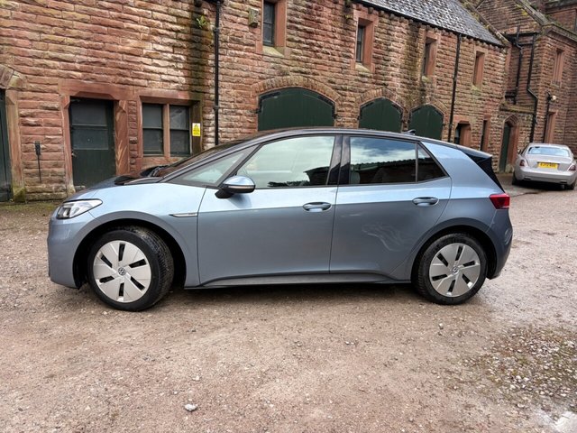 View our VOLKSWAGEN ID.3