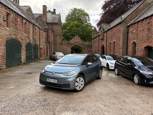 View our VOLKSWAGEN ID.3
