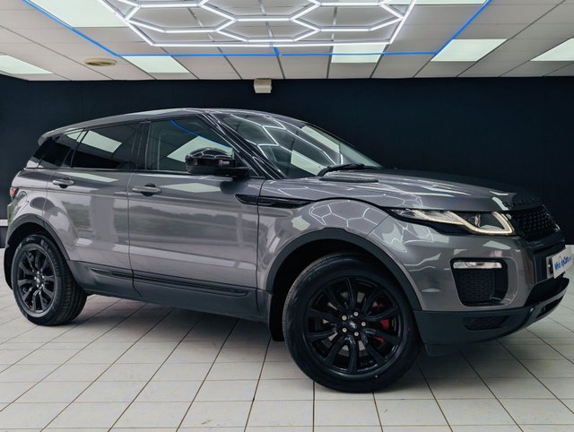 View our Land Rover Range Rover Evoque 2.0 TD4 SE Tech SUV 5dr Diesel Auto 4WD Euro 6 (s/s) (180 ps)