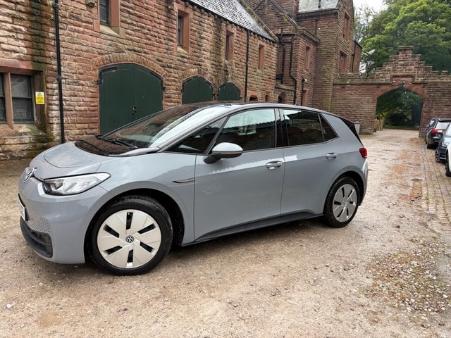 View our VOLKSWAGEN ID.3