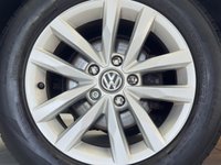 USED 2017 67 VOLKSWAGEN TOURAN 1.6 TDI SE MPV 5dr Diesel DSG Euro 6 (s/s) (115 ps) 