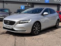 USED 2019 69 VOLVO V40 2.0 D3 Inscription Edition Hatchback 5dr Diesel Auto Euro 6 (s/s) (150 ps) FSH + CRUISE + HEATED SEATS + SAT NAV + PAN ROOF + SENSORS + LANE ASSIST + MEMEORY SEATS