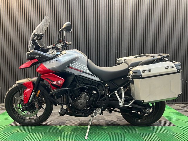 View our TRIUMPH Tiger Sport 850