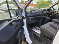 USED 2017 17 VAUXHALL VIVARO 2900 CDTI ECO SWB 42K ULEZ FREE ZONE NO VAT 