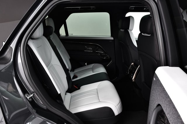 USED 2023 23 LAND ROVER RANGE ROVER SPORT 3.0 P400 MHEV Autobiography SUV 5dr Petrol Auto 4WD Euro 6 (s/s) (400 ps) &pound;10k Extras | 23"s | Carbon +
