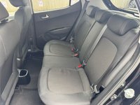 USED 2018 68 HYUNDAI I10 1.0 Premium Hatchback 5dr Petrol Manual Euro 6 (67 ps) FULL SERVICE HISTORY -- SAT NAV -- CAR PLAY -- CRUISE