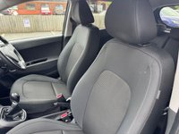 USED 2018 68 HYUNDAI I10 1.0 Premium Hatchback 5dr Petrol Manual Euro 6 (67 ps) FULL SERVICE HISTORY -- SAT NAV -- CAR PLAY -- CRUISE