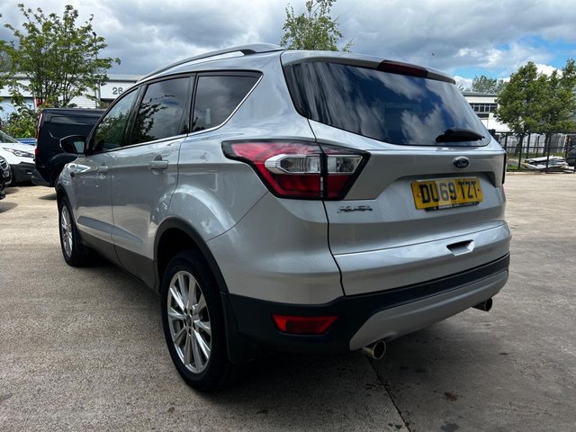 View our FORD KUGA