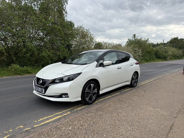 View our NISSAN LEAF
