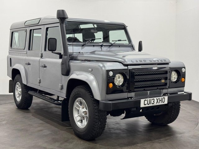 View our Land Rover Defender 2.2 TDCi County Station Wagon Double Cab 5dr Diesel Manual 4WD MWB Euro 5 (122 ps)