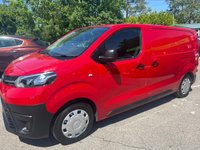 USED 2023 23 TOYOTA PROACE Red 1.5D Active MWB panel van, 43,800 miles, Euro 6, Touchscreen Display, Bluetooth, Air Conditioning, Cruise control. Plus VAT @ 20%! * MANUAL***AIR CON**BLUETOOTH