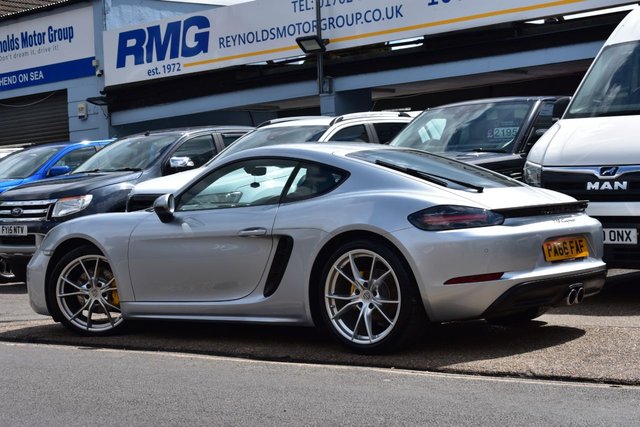 View our PORSCHE 718 CAYMAN