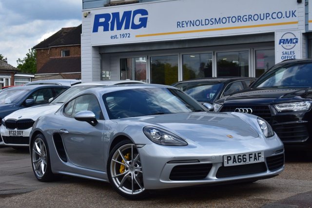 2016 PORSCHE 718 CAYMAN