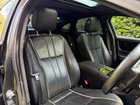 USED 2014 64 JAGUAR XJ 3.0d V6 Portfolio Saloon 4dr Diesel Auto Euro 5 (s/s) (275 ps) PANORAMIC GLASS SUNROOF,