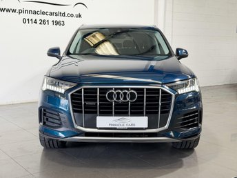 View our AUDI Q7
