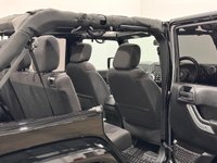 USED 2014 63 JEEP WRANGLER 2.8 CRD Sahara SUV 4dr Diesel Auto 4WD Euro 5 (197 bhp) Striking Jeep Wrangler 2.8 CRD 4WD Rugged All Train Jeep Removable Hardback, Removable Twin panel roof