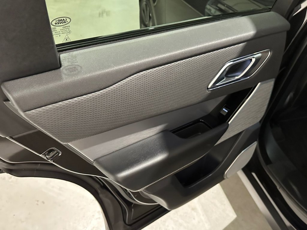 USED 2020 20 LAND ROVER RANGE ROVER VELAR 2.0 D180 R-Dynamic SE SUV 5dr Diesel Auto 4WD Euro 6 (s/s) (180 ps) 
