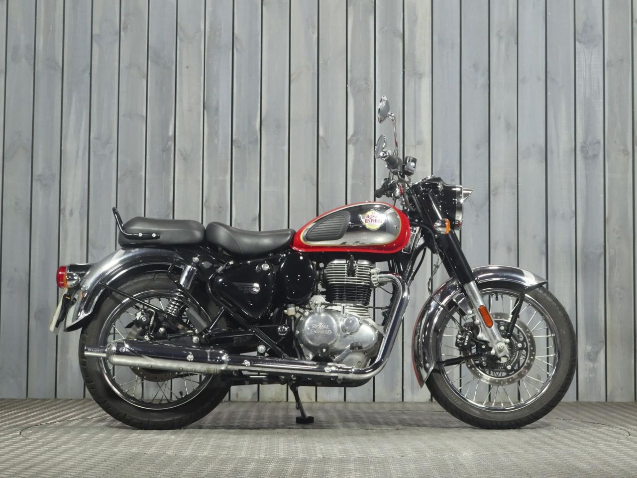 ROYAL ENFIELD Classic 350