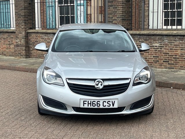 View our VAUXHALL INSIGNIA