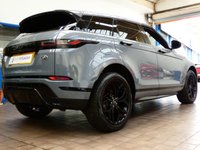 USED 2023 23 LAND ROVER RANGE ROVER EVOQUE 1.5 P300e 12.2kWh Edition SUV 5dr Petrol Plug-in Hybrid Auto 4WD Euro 6 (s/s) (309 ps) SUNROOF SAT NAV HEATED LEATHER INTERIOR PARKING CAMERA CRUISE CONTROL PARKING SENSORS 1 OWNER WARRANTY
