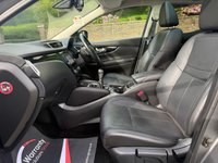 USED 2017 17 NISSAN QASHQAI 1.6 dCi Tekna SUV 5dr Diesel Manual 2WD Euro 6 (s/s) (130 ps) LONG MOT, FULL HISTORY - 8 STAMPS IN THE SERVICE BOOK, HPI CLEAR, 2 X KEYS, ONLY 1 PREVIOUS OWNER. FULL LEATHER, PAN ROOF, SAT NAV, BLUETOOTH, REVERSE PARKING CAMERA