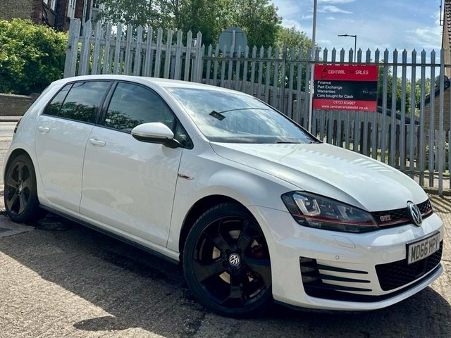 View our VOLKSWAGEN GOLF