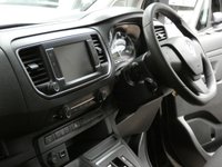 USED 2023 23 VAUXHALL Vivaro Life Electric 50kWh Combi MPV 5dr Electric Auto LWB (9 Seat, 11kW Charger) (136 ps) 9 SEATS AIR CON CARPLAY BLUETOOTH CRUISE CONTROL 1 OWNER SERVICE HISTORY WARRANTY