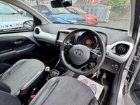 USED 2014 14 TOYOTA AYGO 1.0 VVT-i x-pression Hatchback 3dr Petrol Manual Euro 5 Euro 5 (68 ps) Media Screen-Colour SatNav-R/Camera