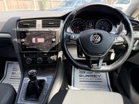 USED 2018 18 VOLKSWAGEN GOLF 1.4 Golf SE Nav TSi BlueMotion Technology 5dr Long MOT Sat Nav