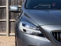 USED 2018 18 VOLVO V40 1.5 V40 Inscription T3 Auto 5dr Long MOT Sat Nav Parking Camer